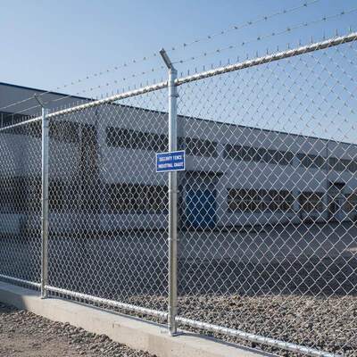 2.0M Height Corrosion Resistant Hot Dipped Galvanized Diamond Chain Link Fence for Security and Industrial Use