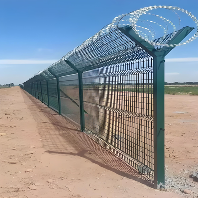 2.0m hoog PVC bedekt gegalvaniseerd anti-opklimmen gelast gaas hek paneel voor hoge beveiliging perimeter